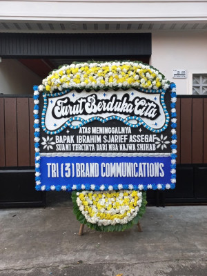 Papan Bunga Duka di Sambongjaya